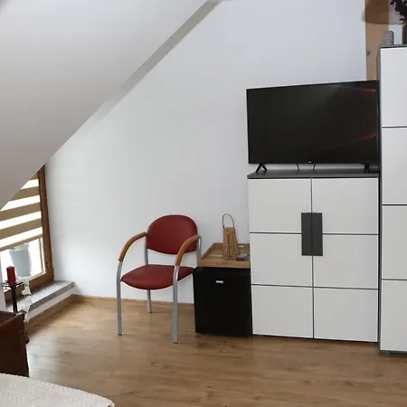 Lägenhet - Z Kominkiem I Duzym Tarasem, Sauna, Jacuzzi, Altana Z Grill, Z Mozliwoscia Wynajmu Dotakowych Pokoi - Schoenes Mit Kamin Und Grosser Terrasse, Sauna, Jacuzzi, Pavilion Mit Grill Und Der Option Zusaetzliche Zu *