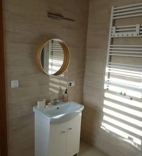 Διαμέρισμα - Z Kominkiem I Duzym Tarasem, Sauna, Jacuzzi, Altana Z Grill, Z Mozliwoscia Wynajmu Dotakowych Pokoi - Schoenes Mit Kamin Und Grosser Terrasse, Sauna, Jacuzzi, Pavilion Mit Grill Und Der Option Zusaetzliche Zu Stegna (Pomerania)